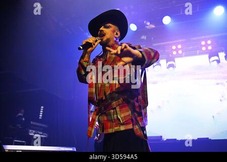 REGNO UNITO. 14 novembre 2025. LONDRA, INGHILTERRA - 13 NOVEMBRE: Boy George si esibisce per il concerto "i Love Jamaica" al KOKO il 13 novembre 2025 a Londra, Inghilterra. CAP/Mar © Mar/Capital Pictures credito: Capital Pictures/Alamy Live News Foto Stock