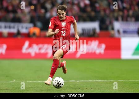 Varsavia, Pologne. 14 novembre 2025. Jakub Kaminski polacco durante la Coppa del mondo FIFA 2026, qualificazioni, partita di calcio del gruppo G tra Polonia e Paesi Bassi il 14 novembre 2025 allo stadio PGE Narodowy di Varsavia, Polonia - foto Piotr Matusewicz/DPPI credito: DPPI Media/Alamy Live News Foto Stock