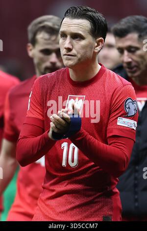 Varsavia, Pologne. 14 novembre 2025. Piotr Zielinski, Polonia, durante la Coppa del mondo FIFA 2026, qualificazioni, partita di calcio del gruppo G tra Polonia e Paesi Bassi il 14 novembre 2025 allo stadio PGE Narodowy di Varsavia, Polonia - foto Piotr Matusewicz/DPPI credito: DPPI Media/Alamy Live News Foto Stock