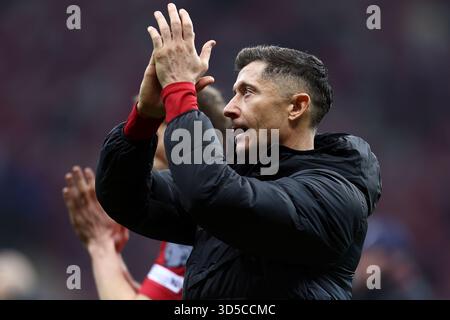 Varsavia, Pologne. 14 novembre 2025. Robert Lewandowski polacco durante la Coppa del mondo FIFA 2026, qualificazioni, partita di calcio del gruppo G tra Polonia e Paesi Bassi il 14 novembre 2025 allo stadio PGE Narodowy di Varsavia, Polonia - foto Piotr Matusewicz/DPPI Credit: DPPI Media/Alamy Live News Foto Stock