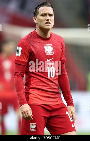 Varsavia, Pologne. 14 novembre 2025. Piotr Zielinski, Polonia, durante la Coppa del mondo FIFA 2026, qualificazioni, partita di calcio del gruppo G tra Polonia e Paesi Bassi il 14 novembre 2025 allo stadio PGE Narodowy di Varsavia, Polonia - foto Piotr Matusewicz/DPPI credito: DPPI Media/Alamy Live News Foto Stock