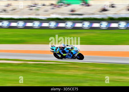 Pilota giapponese ai Ogura (Trackhpuse MotoGP Team) in azione durante le prove libere del venerdì di MotoGP, Gran Premio de la Comunitat Valenciana, Valencia, Spagna. (Crediti: Immagini Unicode/Alamy Live News) Foto Stock