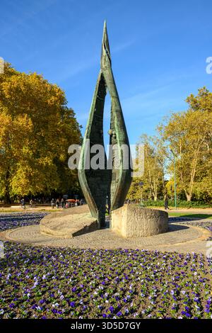 Il Monumento del Centenario, (Centenáriumi Emlékműat) sull'isola di Margit (Isola Margherita), Budapest, Ungheria Foto Stock
