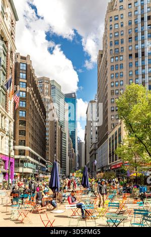 New York City, USA - 27 aprile 2025: Herald Square al Macy's Department Store, Herald Square il 27 ottobre 2016 a New York Foto Stock
