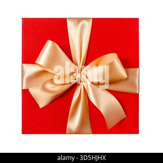 Isolamento di scatola regalo rossa decorata con grande arco isolato su bianco Foto Stock
