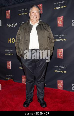 Beverly Hills, California, Stati Uniti. 15 novembre 2025. Tommy Ishida partecipa al Book Launch Celebration con Kevin Goetz e Bob Levin, autori di "How to Score in Hollywood: Secrets to Success in the Movie Business" a Beverly Hills il 15 novembre 2025. Crediti: Vladimir Yazev/Alamy Live News Foto Stock