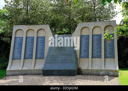 617 Dambusters Squadron Memorial and Gardens, Woodhall Spa, Lincolnshire, Inghilterra Foto Stock
