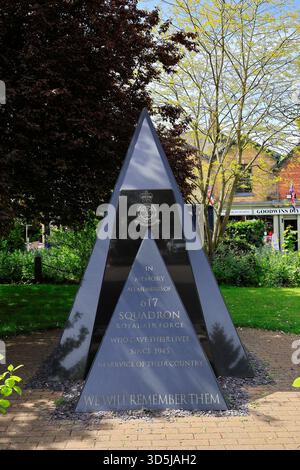 617 Dambusters Squadron Memorial and Gardens, Woodhall Spa, Lincolnshire, Inghilterra Foto Stock