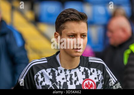 DEU, Wolfsburg, Hoffenheim vs Eintracht Frankfurt, DFB-Pokal [Coppa di Germania] per donne, DFB, stagione 2526, Dietmar-Hopp-Stadion, turno di 16 nella foto: Lina Altenburg (Eintracht Frankfurt #12) LE NORMATIVE DFB/DFL VIETANO QUALSIASI USO DI FOTOGRAFIE COME IMMAGINE Foto Stock