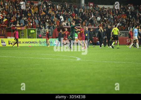 ROMA ITALIA 16 NOVEMBRE 2025 ITALIA DONNA SERIE A: AS ROMA - LAZIO allo Stadio delle tre Fontane di Roma, partita tra AS Roma e Lazio per le donne italiane Foto Stock