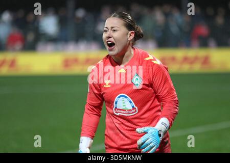 Portiere Mariella El Sherif (39, Werder Brema), ritratto. Calcio, DFB-Pokal [Coppa di Germania] donne, stagione 2025/ 2026, round di 16: RB Lipsia vs. SV Werder Brema il 16/11/2025, centro di allenamento Cottaweg, Lipsia. LE NORMATIVE DFB VIETANO QUALSIASI USO DI PHO Foto Stock