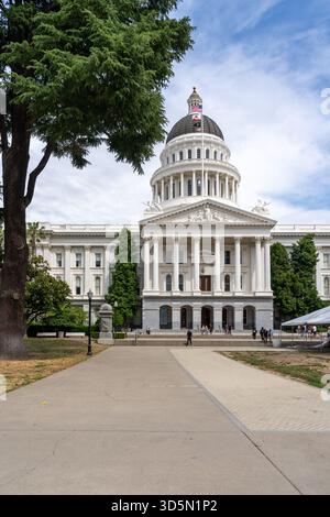 Persone che visitano il Campidoglio della California a Sacramento, California, Stati Uniti Foto Stock