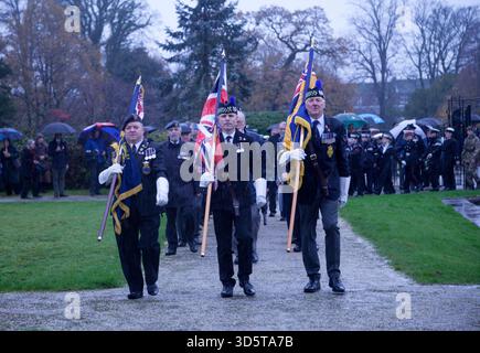 British Legion, Parade and Standard Bearers, Remembrance Service, Helensburgh, Scozia Foto Stock