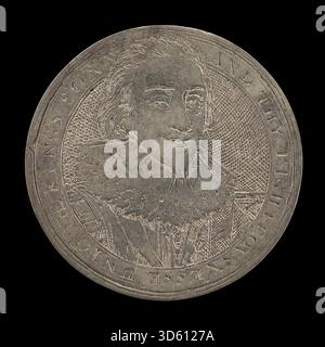 Una medaglia di Simon de Passe raffigurante Giacomo i d'Inghilterra sul dritto, intorno al 1625. L'opera enfatizza il ritratto del profilo, l'abbigliamento reale, le caratteristiche del viso, l'incisione, le iscrizioni, e arrangiamento compositivo caratteristico dell'arte medagliale inglese dell'inizio del XVII secolo. Foto Stock