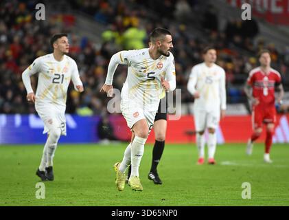 Cardiff City Stadium, Cardiff, Regno Unito. 18 novembre 2025. Coppa del mondo FIFA qualificazioni calcio internazionale, Galles contro Macedonia del Nord; Gjoko Zajkov della Macedonia del Nord credito: Action Plus Sports/Alamy Live News Foto Stock