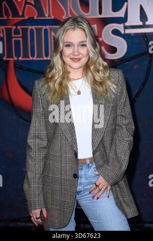Chiara Tews beim fan Event zur 5. Staffel der Netflix-serie Stranger Things in Hangar 7 Tempelhof Airport. Berlino, 18.11.2025 *** chiara Tews all'evento dei fan per la quinta stagione della serie Netflix Stranger Things all'Hangar 7 Tempelhof Airport Berlin, 18 11 2025 foto:Xn.xKubelkax/xFuturexImagex Stranger Things 5104 Foto Stock