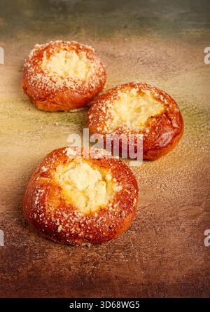 panino con formaggio fresco, pasticcini, cheesecake, non c'è gente, Foto Stock