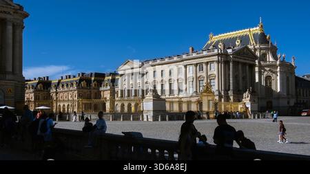 Esterno della Reggia di Versailles, Francia Foto Stock