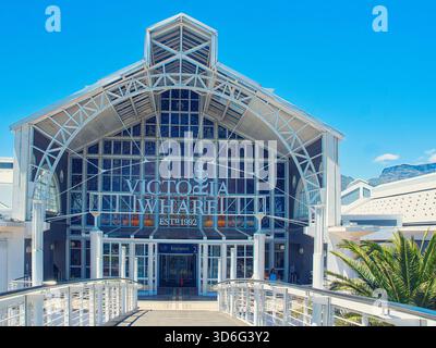 Ingresso principale al Victoria Wharf nel V&A Waterfront di città del Capo, pomeriggio in una giornata di sole Foto Stock
