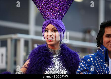 Las Vegas, Stati Uniti. 20/11/2025. Showgirl, durante il Gran Premio di Formula 1 Heineken Las Vegas 2025. Crediti: Alessio Morgese / Alamy live news Foto Stock