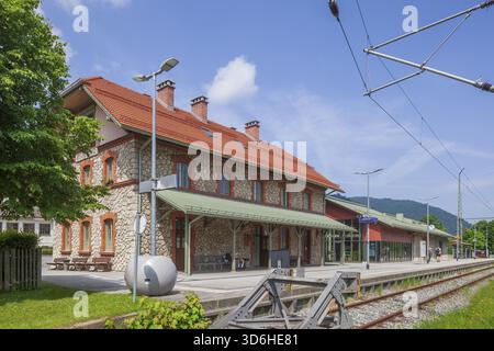 Stazione ferroviaria, Ruhpolding, Chiemgau, alta Baviera, Baviera, Germania Foto Stock