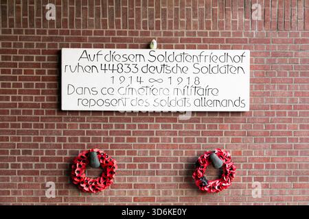 Il cimitero di guerra tedesco a Neuville-St. Vaast, patrimonio dell'umanità dell'UNESCO in Francia dal 2023, è l'ultimo luogo di riposo del 44.833 Foto Stock