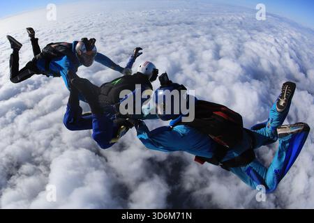 Imparare a fare paracadute - caduta libera accelerata Foto Stock