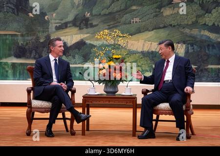 Il Governatore Newsom ha incontrato Xi Jinping a Pechino, 2023-10-25 - foto dell'Ufficio del Governatore della California Foto Stock