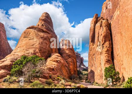 Ingresso al Devils Garden Trail Canyon nell'Arches National Park, Utah. Foto Stock