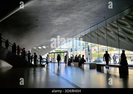 L'incredibile e ampio museo di arte moderna, Los Angeles, CALIFORNIA Foto Stock