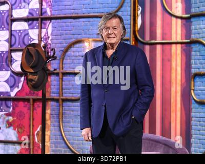 Roma, Italia. 22 novembre 2025. Roma, studi Rai ex caro, programma televisivo "Ciao maschio". Nella foto: Adriano Panatta credito: Agenzia fotografica indipendente/Alamy Live News Foto Stock