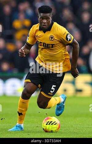 Wolverhampton, Regno Unito. 22 novembre 2025. Marshall Munetsi dei Wolverhampton Wanderers durante la partita Wolverhampton Wanderers contro Crystal Palace Premier League al Molineux Stadium, Wolverhampton, Inghilterra il 22 novembre 2025 Credit: Ryan Crockett/Every Second Media Credit: Every Second Media/Alamy Live News Foto Stock