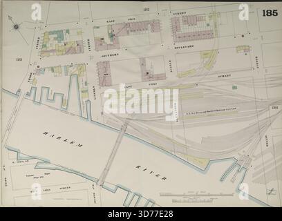 Bronx, V. 9, Double Page Plate No. 185 Mappa delimitata da East 134th St., Willis Ave., Harlem River, East 129th St., 3rd Ave., pubblicato dalla Sanborn Map Company nel 1884-1891. Questa mappa riguarda l'assicurazione contro gli incendi e gli immobili nello stato di New York, concentrandosi in particolare sulle città e le città della zona Foto Stock