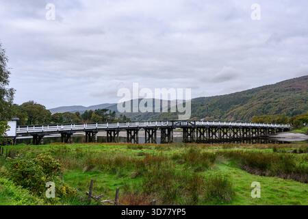 Ponte a pedaggio Penmaenpool - Galles, Regno Unito - 30 settembre 2025 Foto Stock
