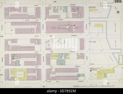 Manhattan, V. 8, Double Page Plate No. 165 Mappa delimitata da E. 98th St., East River, E. 93rd St. E 3rd Ave. Rilasciato dalla Sanborn Map Company, per il periodo dal 1884 al 1896. Questa mappa fornisce informazioni dettagliate sull'assicurazione contro gli incendi relativa agli immobili a New York, concentrandosi sulle città e le città all'interno dello Stato di New York Foto Stock