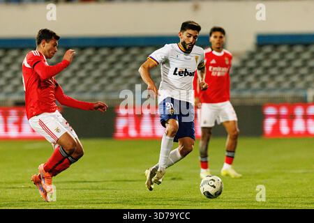 Henrique Araujo e Paulinho visti durante la partita TACA De Portugal tra squadre dell'Atletico CP e SL Benfica (Maciej Rogowski/Ball Raw Images) Foto Stock