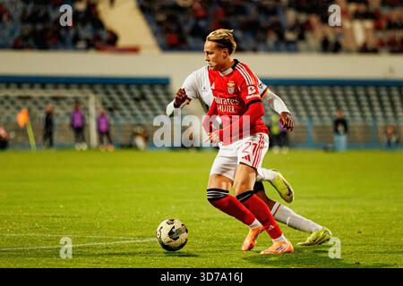 Caio Santana e Andreas Schjelderup visti durante la partita TACA De Portugal tra squadre dell'Atletico CP e SL Benfica (Maciej Rogowski/Ball Raw Images) Foto Stock