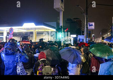 Milano, Italia. 24 novembre 2025. Riconoscimento per anniversario della morte di Ramy Elgaml a Milano, Italia - 24 novembre 2025 credito: LaPresse/Alamy Live News Foto Stock