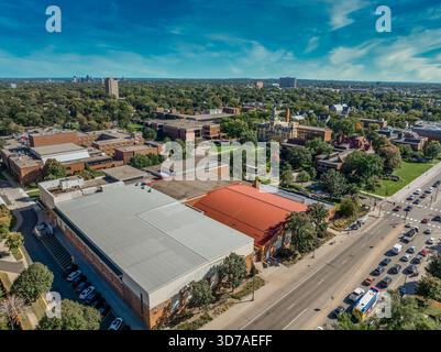 Vista aerea della Hutton Arena e del Lloyd Walker Fieldhouse presso la Hamline University St. Paul Minnesota Foto Stock