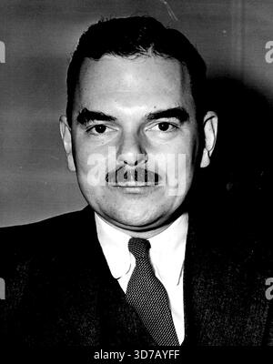 Thomas E. Dewey - Governatore di New York, nato : Owosso, Mich., 24 marzo 1902, procuratore distrettuale, Contea di New York, 1938-41, Governatore dello Stato di New York, 1943-. 2 novembre 1942. (Foto di Wide World Photos). Foto Stock