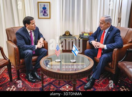 Incontro del segretario di Stato AMERICANO Marco Rubio con il primo ministro israeliano Benyamin Netanyahu a Gerusalemme Foto Stock