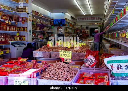 Mercato tradizionale a Chinatown - San Francisco, California, USA Foto Stock