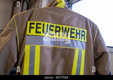 3 T-Shirt Feuerwehr Italien Und 2 Foulard Vigli Del Fuoco (Neu Und Originalverpackt) In Baar Für - Foto 3