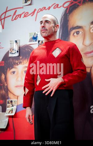 Alberto Velasco partecipa alla premiere "Flores para Antonio" al Callao Cinema il 25 novembre 2025 a Madrid, Spagna. (Crediti: Miguel Escavias/Alfa Images/Alamy Live News) Foto Stock