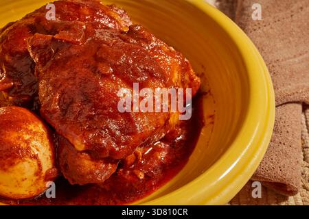 Doro Wat, lo stufato di pollo etiope Foto Stock