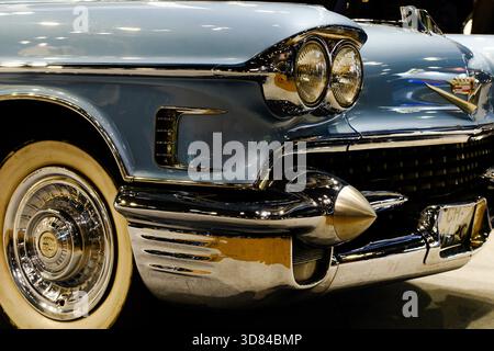 Pastel Blue Elegance — 1958 Cadillac Coupé DeVille Foto Stock