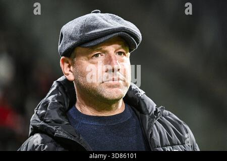 Anversa, Belgio. 28 novembre 2025. Seba Rodriguez di Beerschot raffigurato all'inizio di una partita di calcio tra Beerschot va e RFC Liege, venerdì 28 novembre 2025 ad Anversa, il giorno 15 della 2025-2026 'Challenger Pro League' 1B seconda divisione del campionato belga. BELGA PHOTO TOM GOYVAERTS credito: Belga News Agency/Alamy Live News Foto Stock
