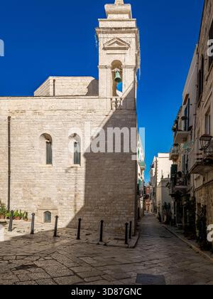 Sinagoga Scolanova sito di preghiera ebraica medievale trasformato in una chiesa a Trani Italia Foto Stock