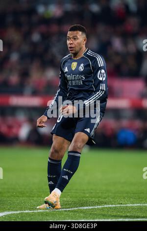 Girona, Spagna. 30 novembre 2025. Kylian Mbappe, giocatore del Real Madrid CF (10) durante la partita sportiva LaLiga EA tra il Girona FC e il Real Madrid CF allo stadio Montilivi, Girona, Spagna, credito: Joan Gosa/Alamy Live News Foto Stock