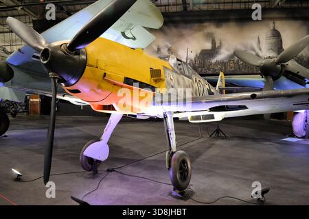 Messerschmitt Bf 109E-4, sopravvissuto alla battaglia della Gran Bretagna, in mostra al RAF Museum di Londra Foto Stock